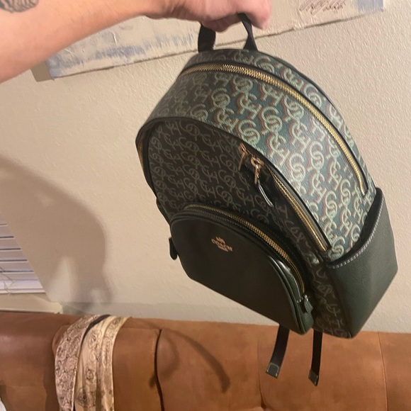 Coach monogram signature green backpack - Picture 4 of 8